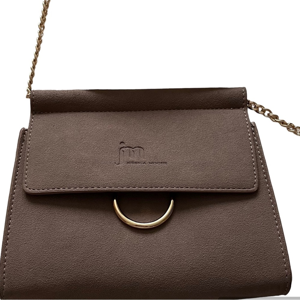 OMG! This is a beautiful bag for an evening out or concert. Jessica Moore